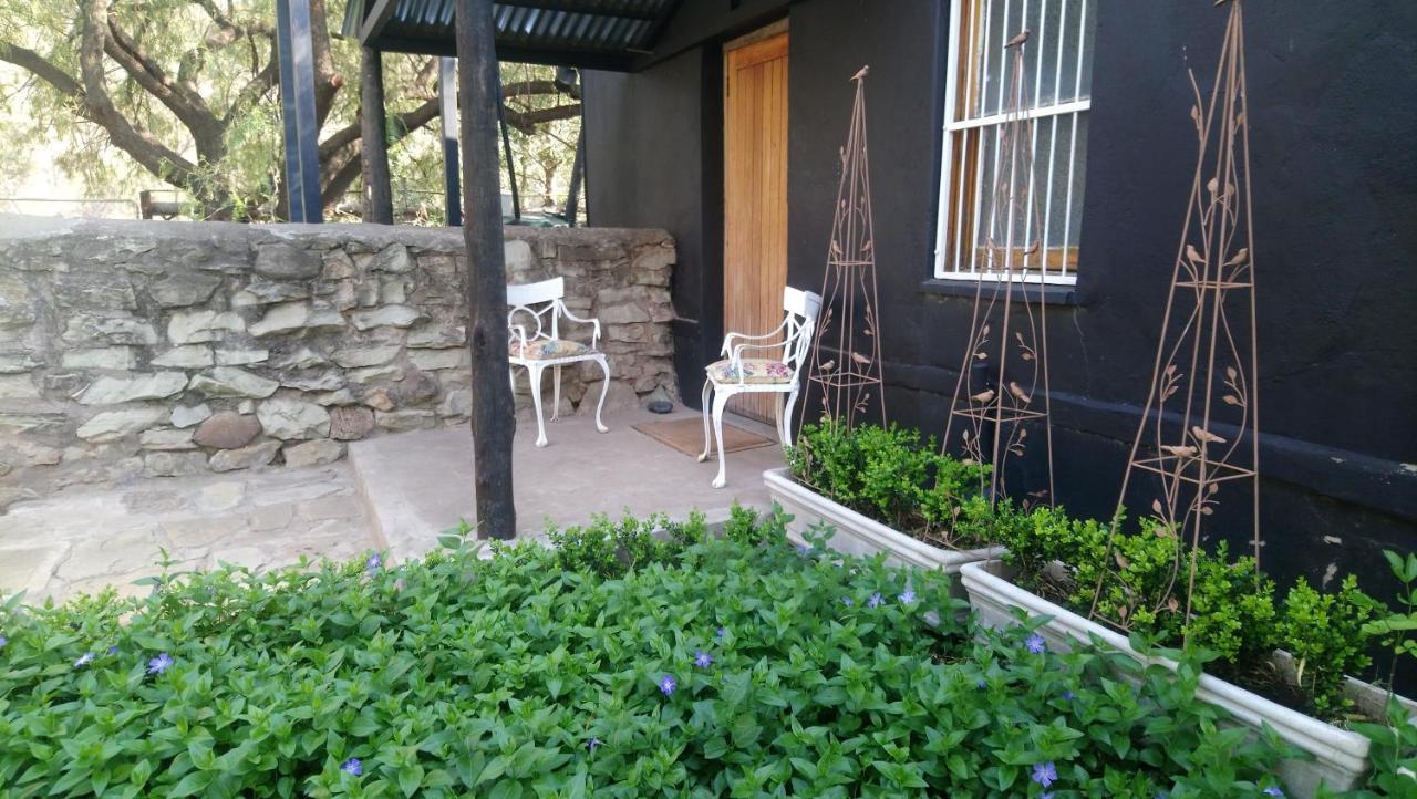 Black Cottage Smithfield ภายนอก รูปภาพ